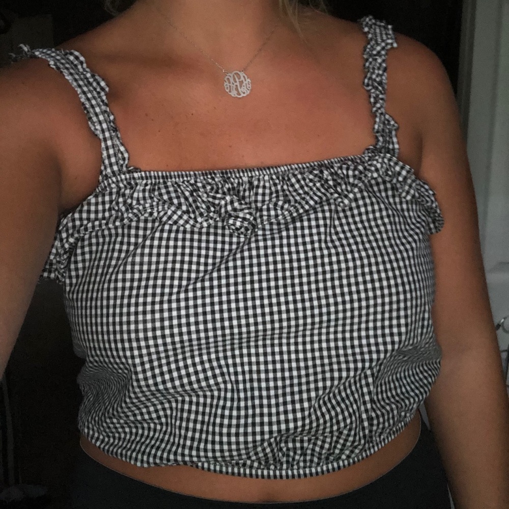 American Eagle Gingham crop top with ruffle